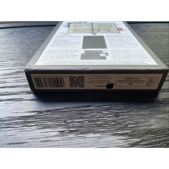 Moleskine Passion Journal, Film & TV, Hard Cover, Large (5" x 8.25") Black, 400 - Picture 3 of 8